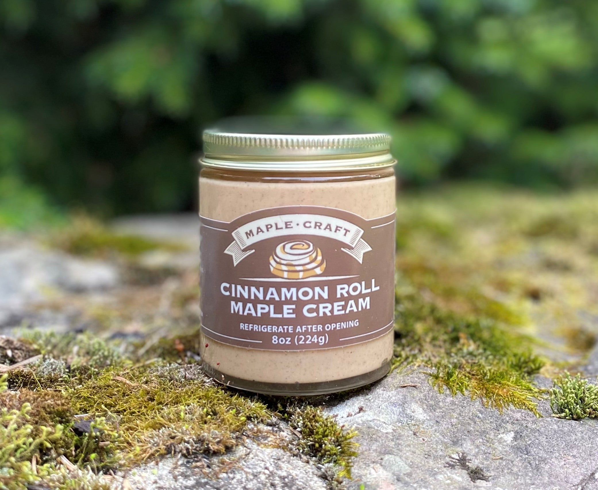 Cinnamon Roll Maple Cream (8oz)
